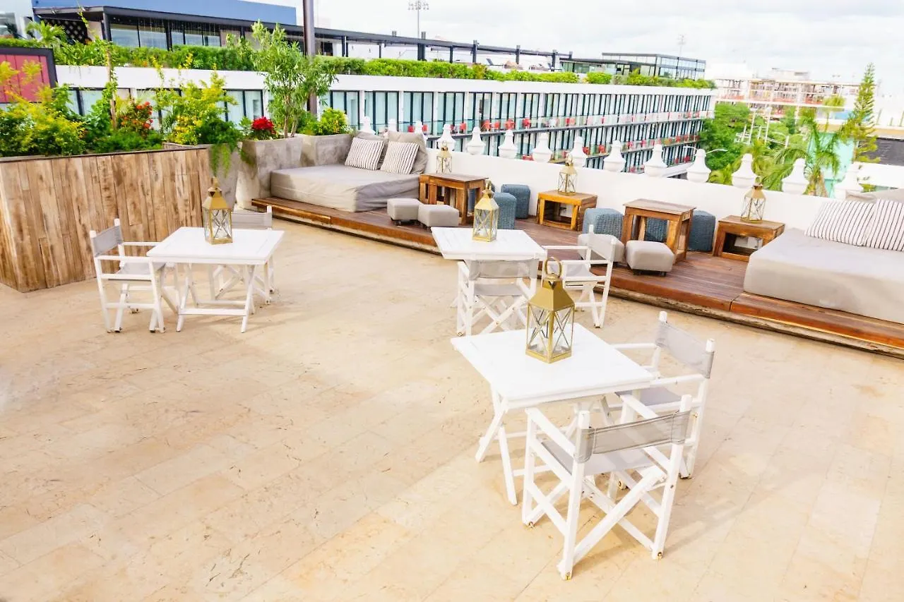 Be Playa Hotel Boutique & Rooftop Bar Playa del Carmen